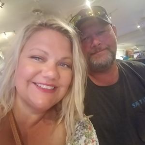 Meet your Posher, Camille couch